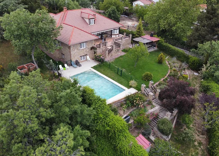 Hostal El huerto de la Reina Becerril de la Sierra